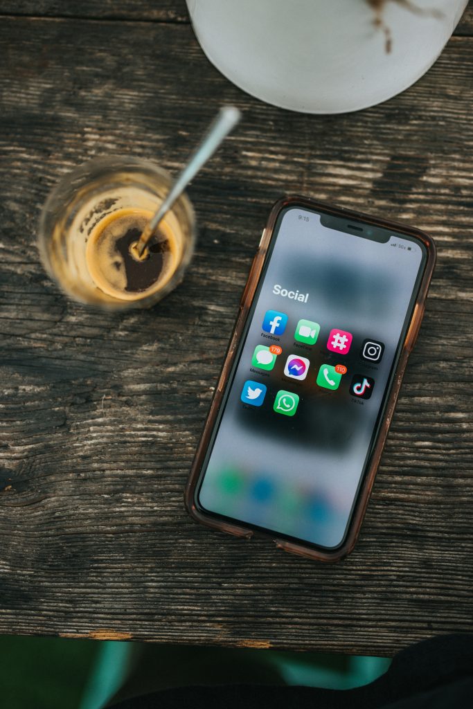 Paid oder Organic Social Media? Warum die stärkste Strategie beides verbindet
